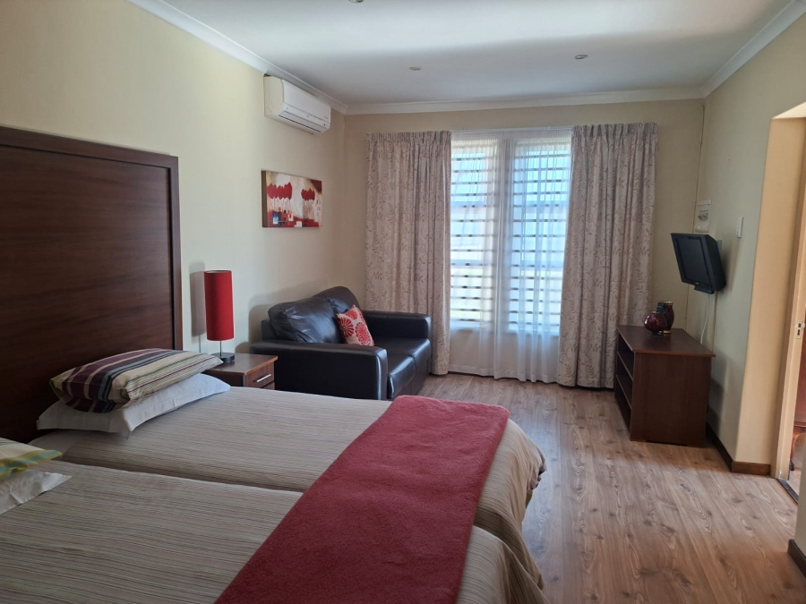 1 Bedroom Property for Sale in Uitenhage Central Eastern Cape